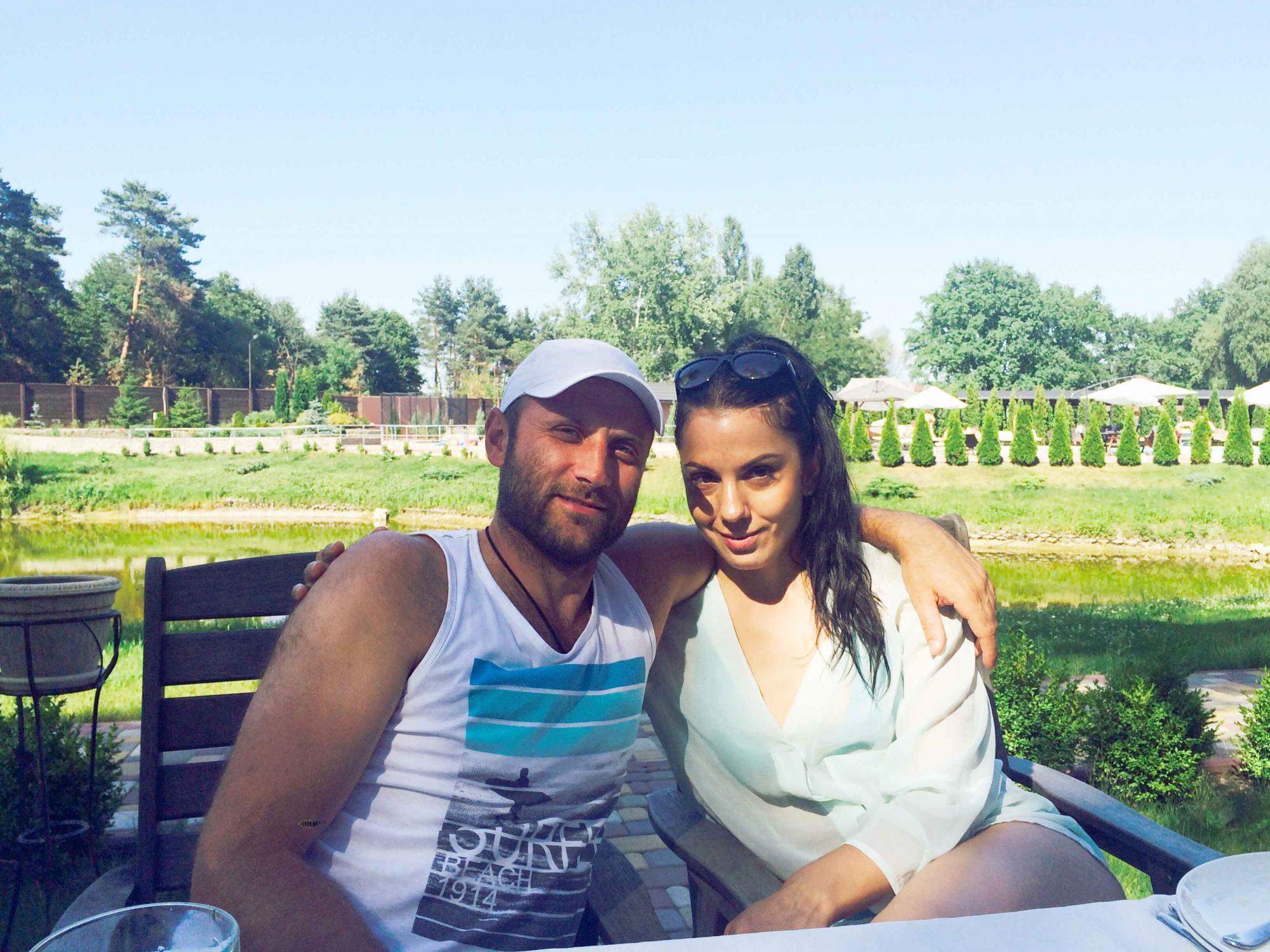 "І тоді "динамити" тебе не будуть": співаючий стоматолог Гладир дав пораду закоханим українцям